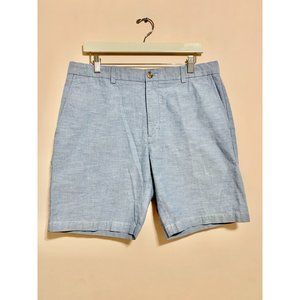 Vineyard Vines size 35 blue shorts.NICE!